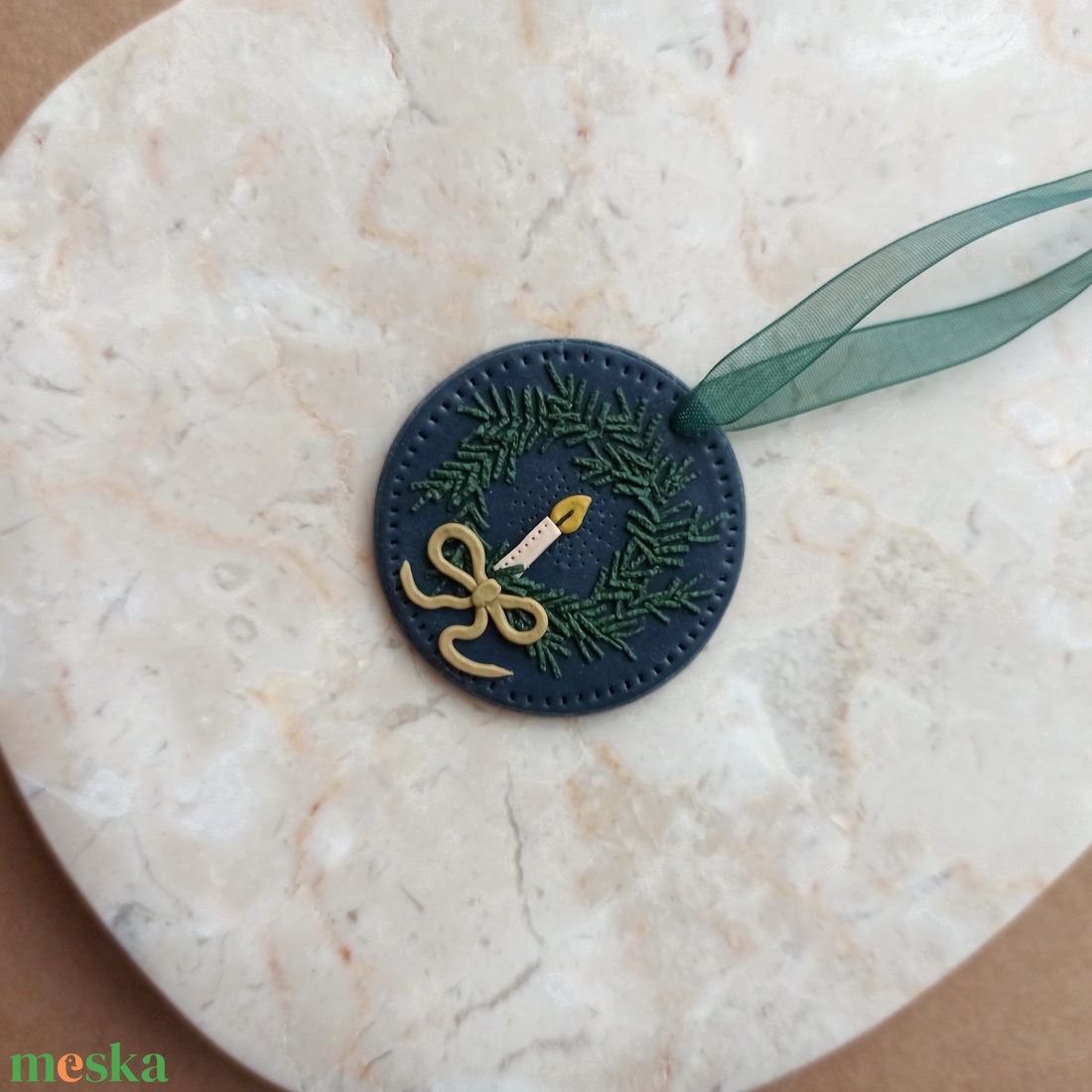 Gyurma karácsonyfadísz - koszorú - karácsony - karácsonyi lakásdekoráció - karácsonyfadíszek - Meska.hu