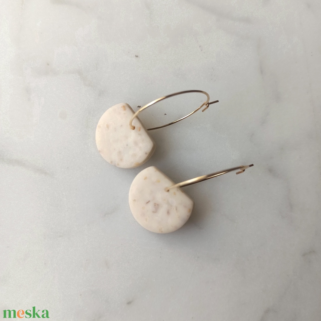 Félkör gyurma fülbevaló - ékszer - fülbevaló - lógó fülbevaló - Meska.hu