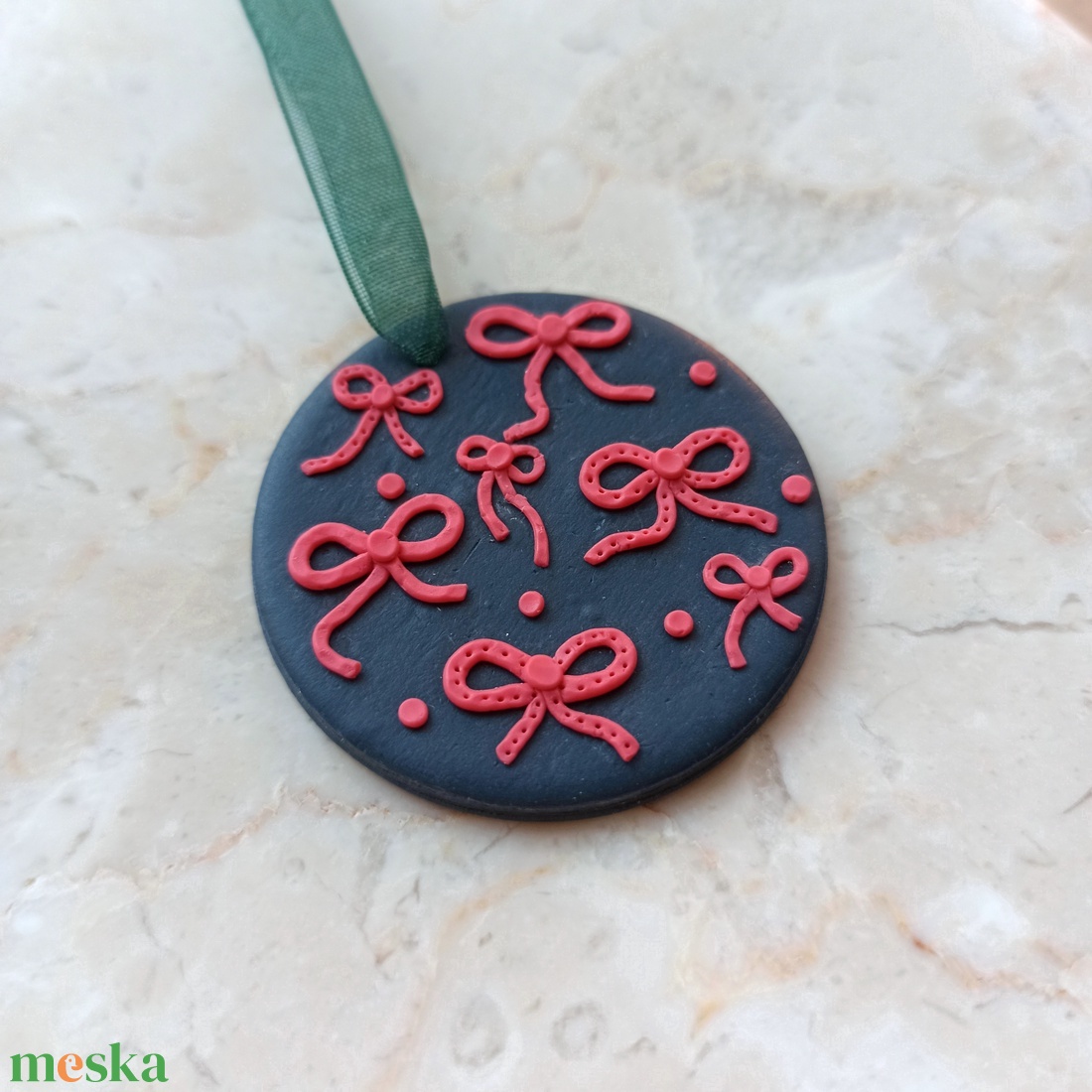 Gyurma karácsonyfadísz - masni - karácsony - karácsonyi lakásdekoráció - karácsonyfadíszek - Meska.hu