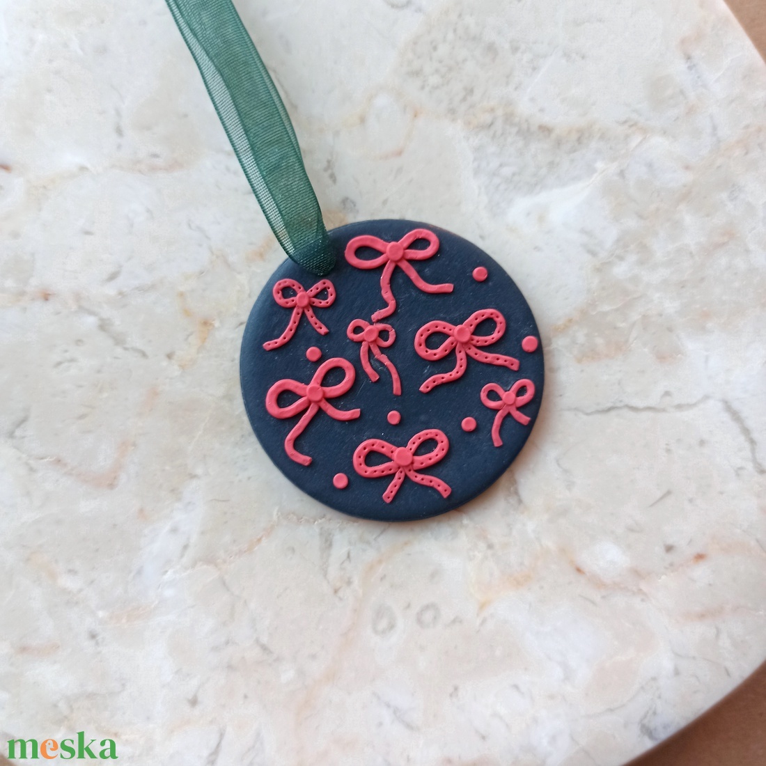 Gyurma karácsonyfadísz - masni - karácsony - karácsonyi lakásdekoráció - karácsonyfadíszek - Meska.hu