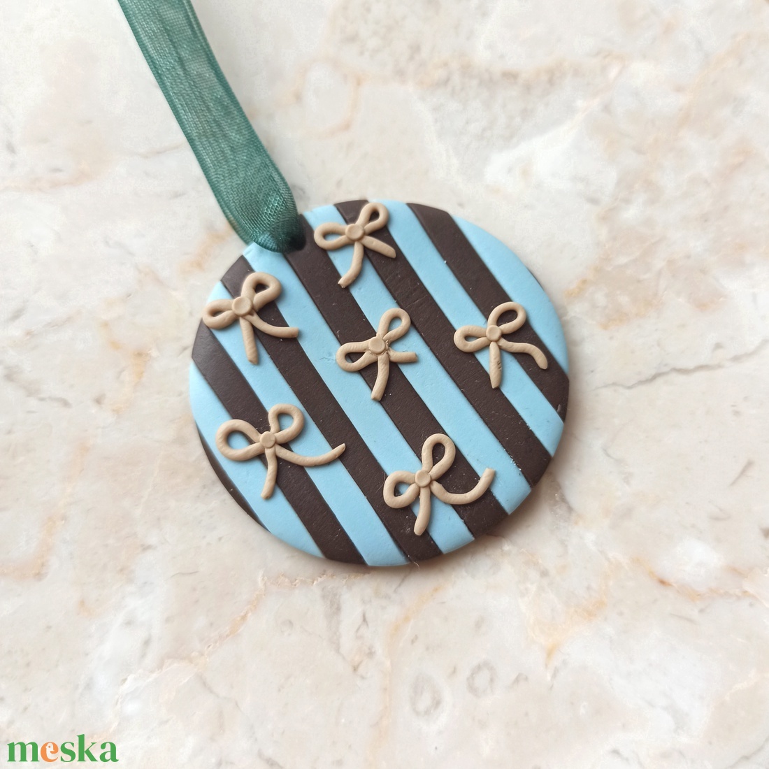 Gyurma karácsonyfadísz - masnik - karácsony - karácsonyi lakásdekoráció - karácsonyfadíszek - Meska.hu