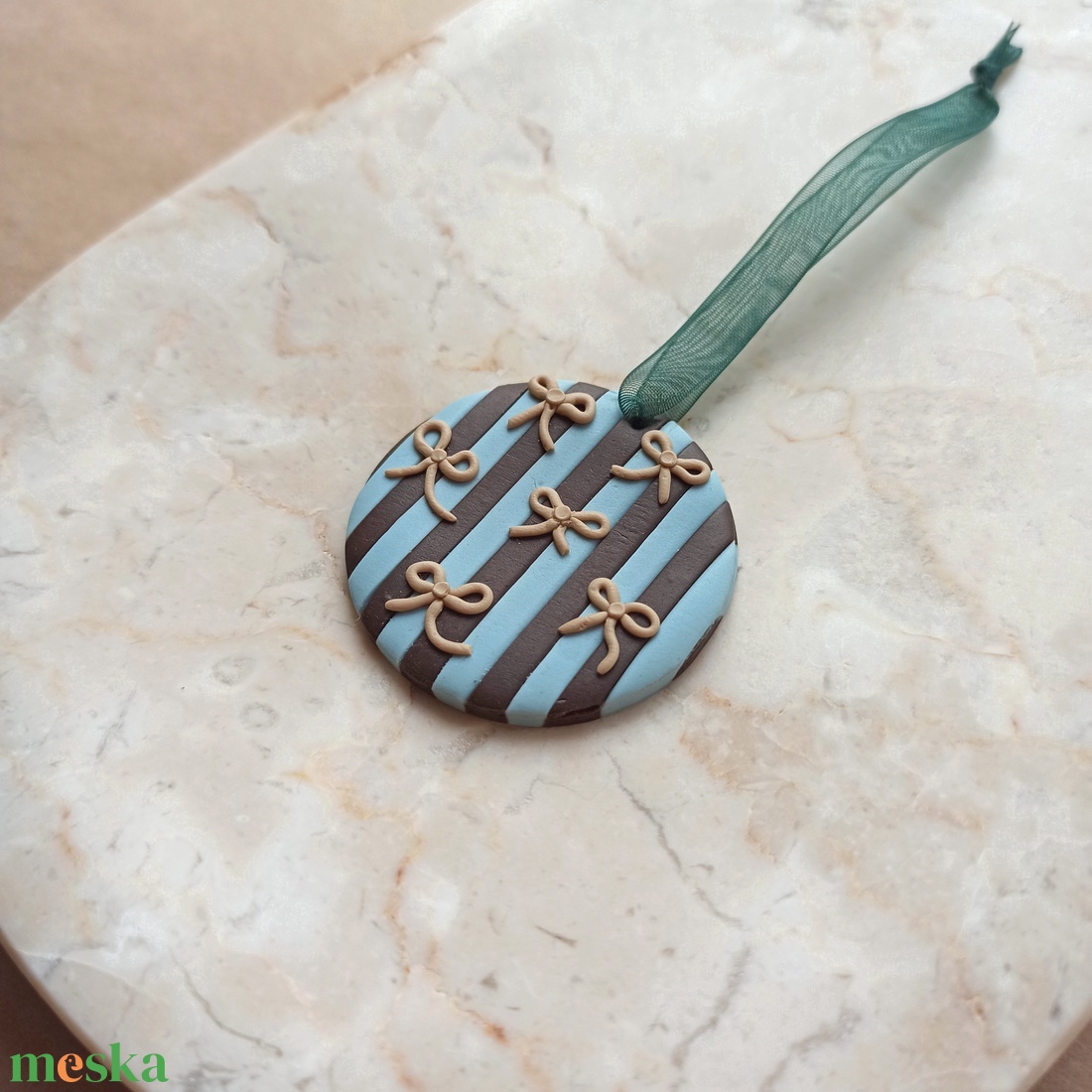 Gyurma karácsonyfadísz - masnik - karácsony - karácsonyi lakásdekoráció - karácsonyfadíszek - Meska.hu