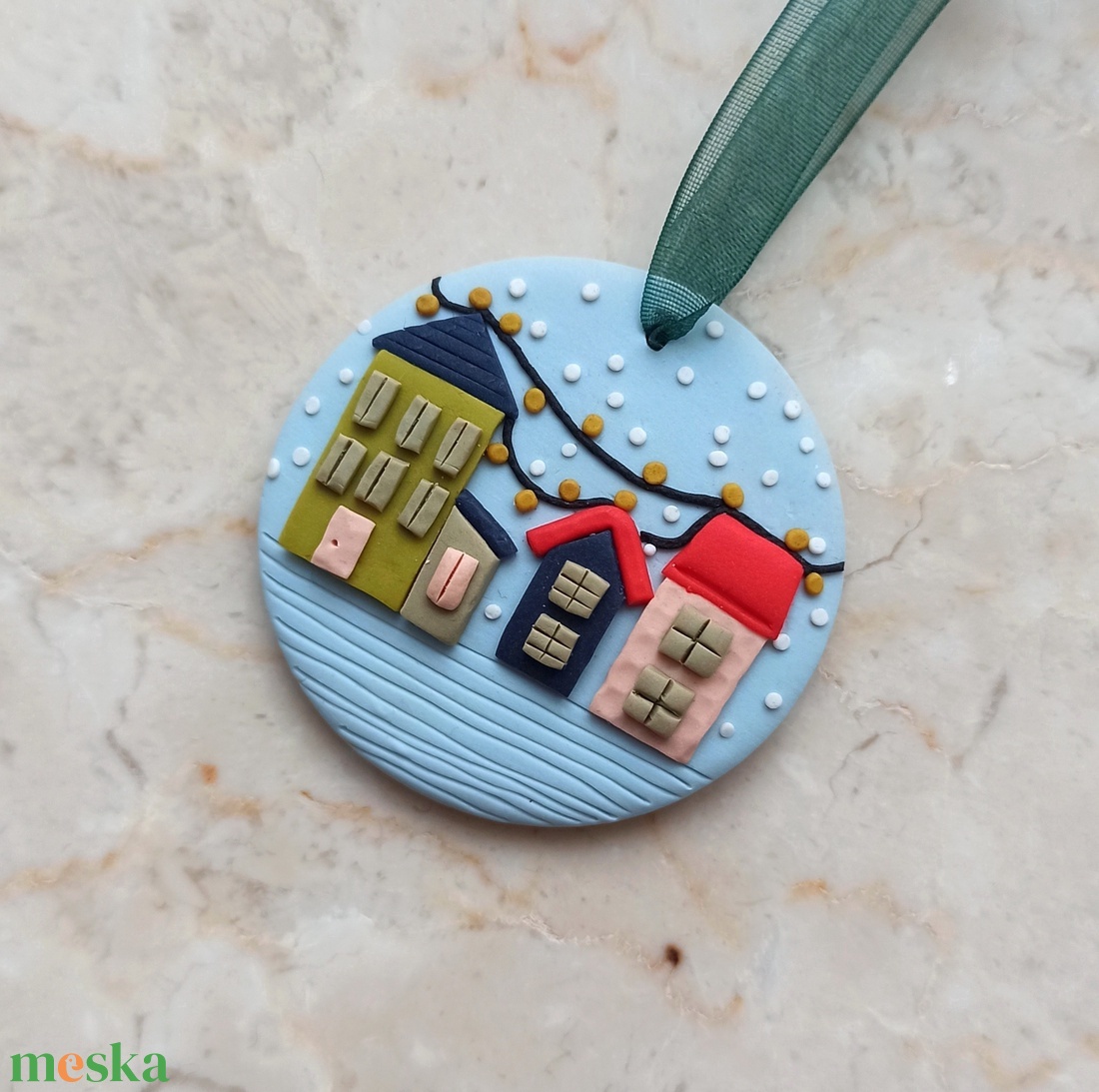 Gyurma karácsonyfadísz - téli házikók - karácsony - karácsonyi lakásdekoráció - karácsonyfadíszek - Meska.hu