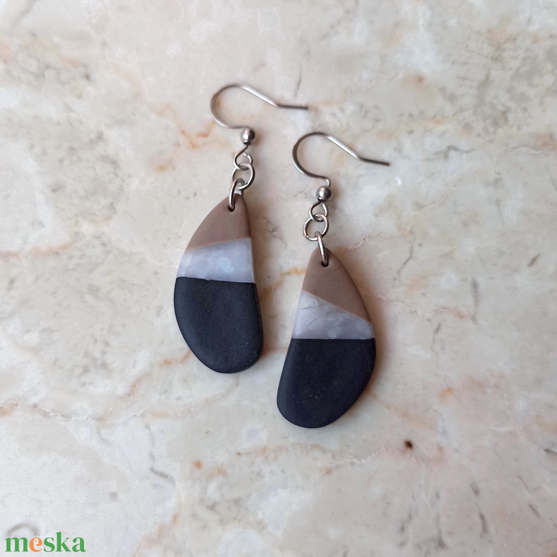 Csepp alakú gyurma fülbevaló - ékszer - fülbevaló - lógó fülbevaló - Meska.hu