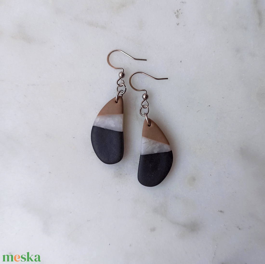 Csepp alakú gyurma fülbevaló - ékszer - fülbevaló - lógó fülbevaló - Meska.hu