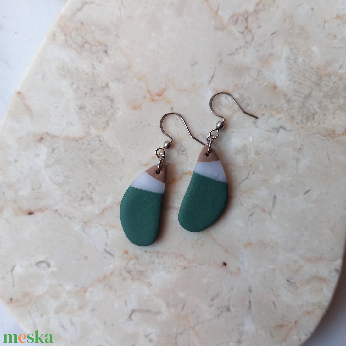 Csepp alakú gyurma fülbevaló - ékszer - fülbevaló - lógó fülbevaló - Meska.hu