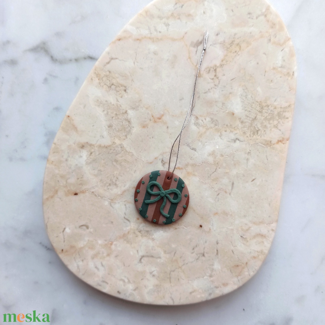 Gyurma karácsonyfadísz - masni - karácsony - karácsonyi lakásdekoráció - karácsonyfadíszek - Meska.hu