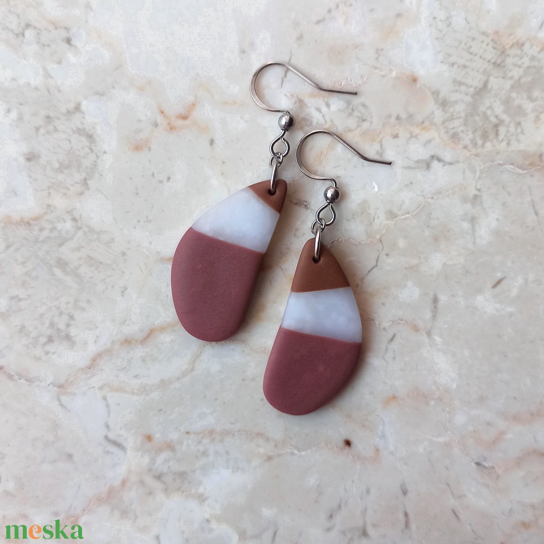 Csepp alakú gyurma fülbevaló - ékszer - fülbevaló - lógó fülbevaló - Meska.hu