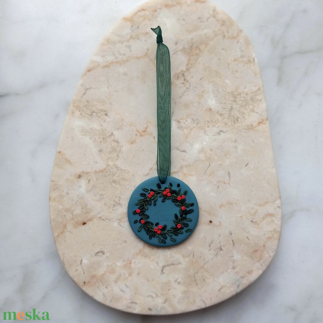 Gyurma karácsonyfadísz - koszorú - karácsony - karácsonyi lakásdekoráció - karácsonyfadíszek - Meska.hu