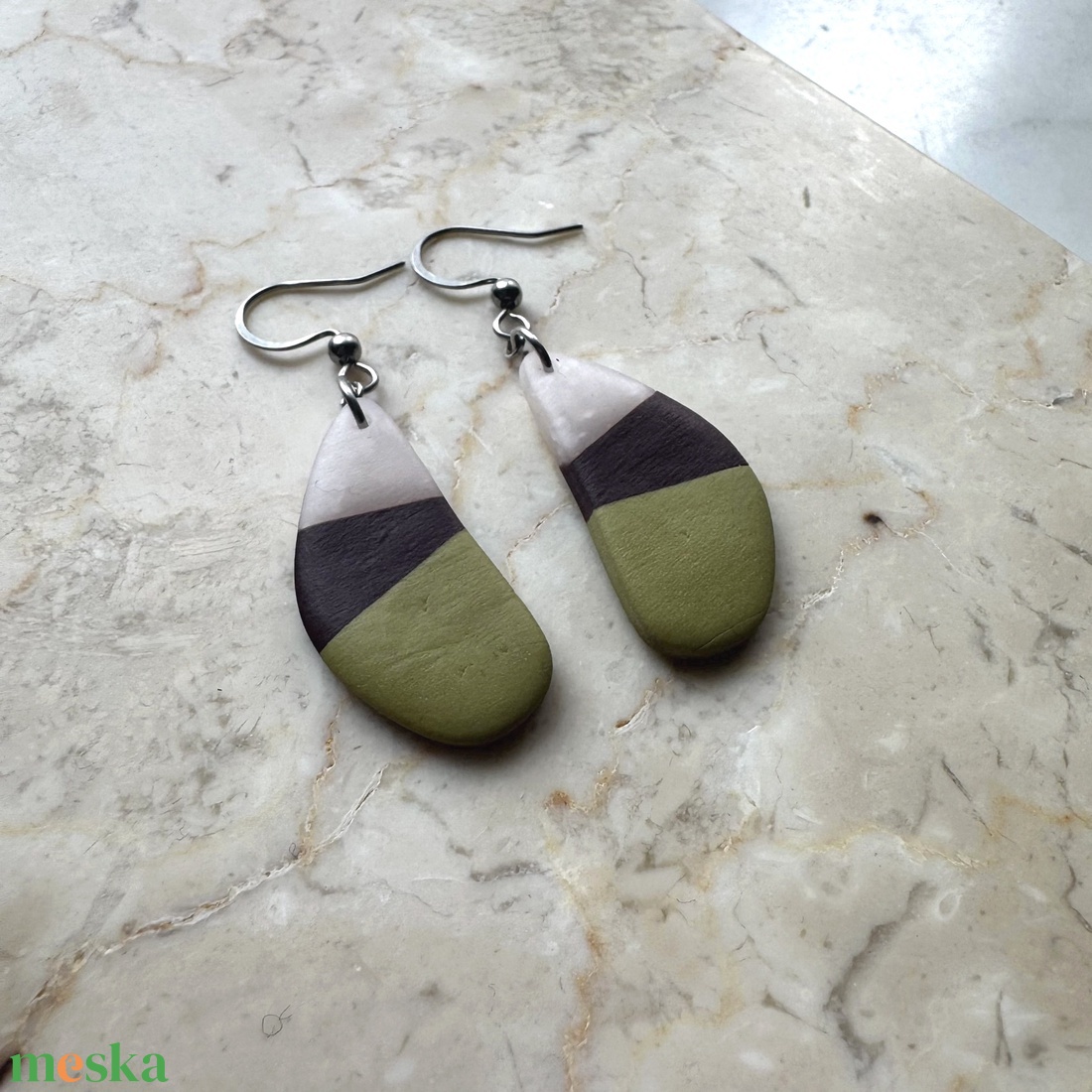 Csepp alakú gyurma fülbevaló - ékszer - fülbevaló - lógó fülbevaló - Meska.hu