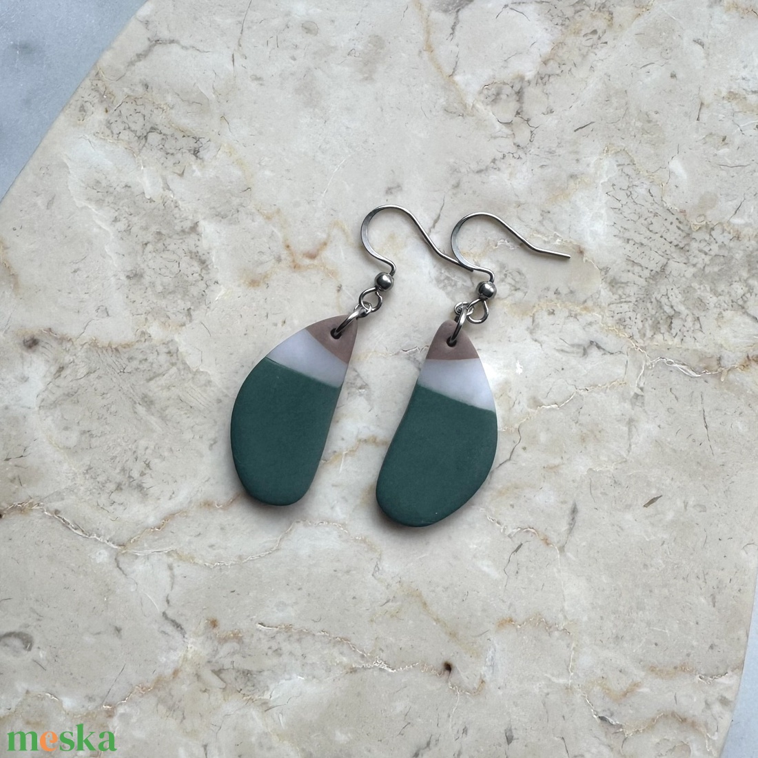 Csepp alakú gyurma fülbevaló - ékszer - fülbevaló - lógó fülbevaló - Meska.hu