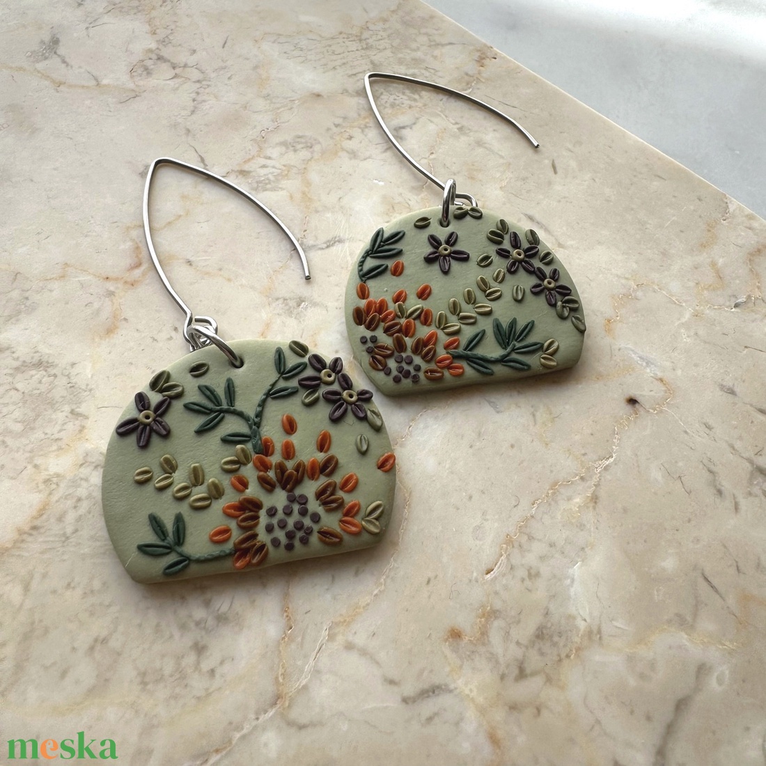 Virágos fülbevaló - ékszer - fülbevaló - lógó fülbevaló - Meska.hu