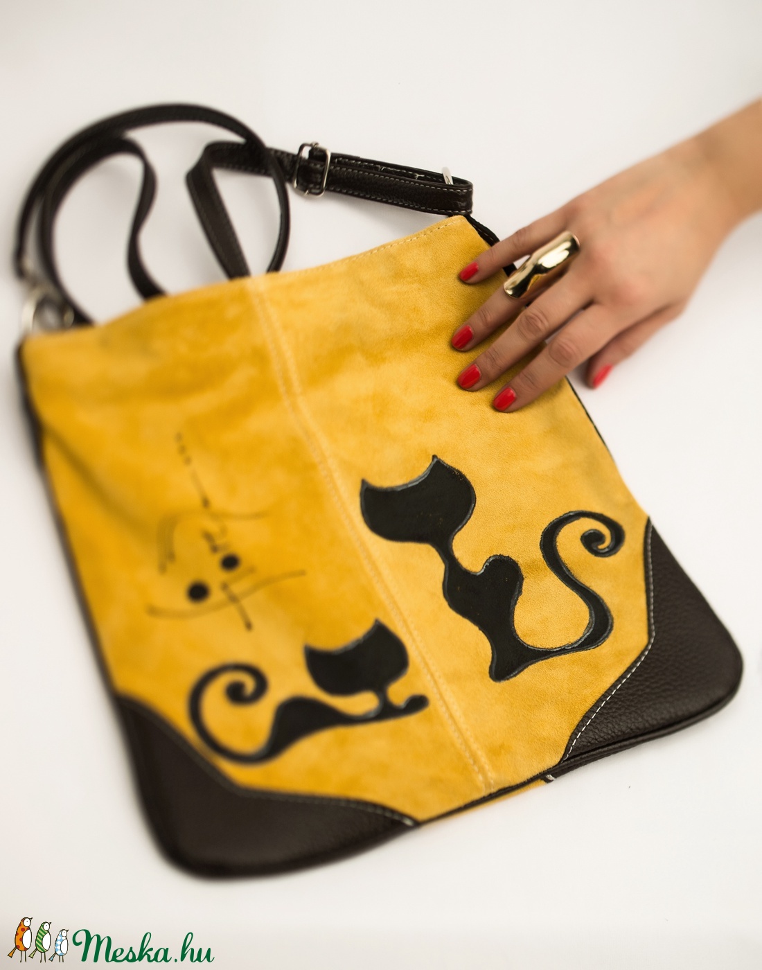  Fiorella okkersárga cica/ velúrbőr táska -  - Meska.hu