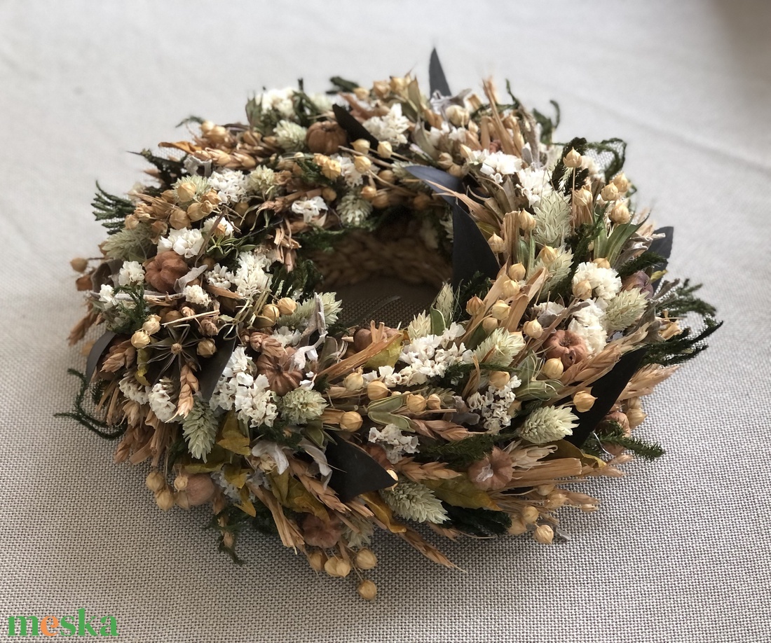 Zöldekkel tűzdelt kopogtató - otthon & életmód - dekoráció - ajtó- és ablak dekoráció - ajtódísz & kopogtató - Meska.hu