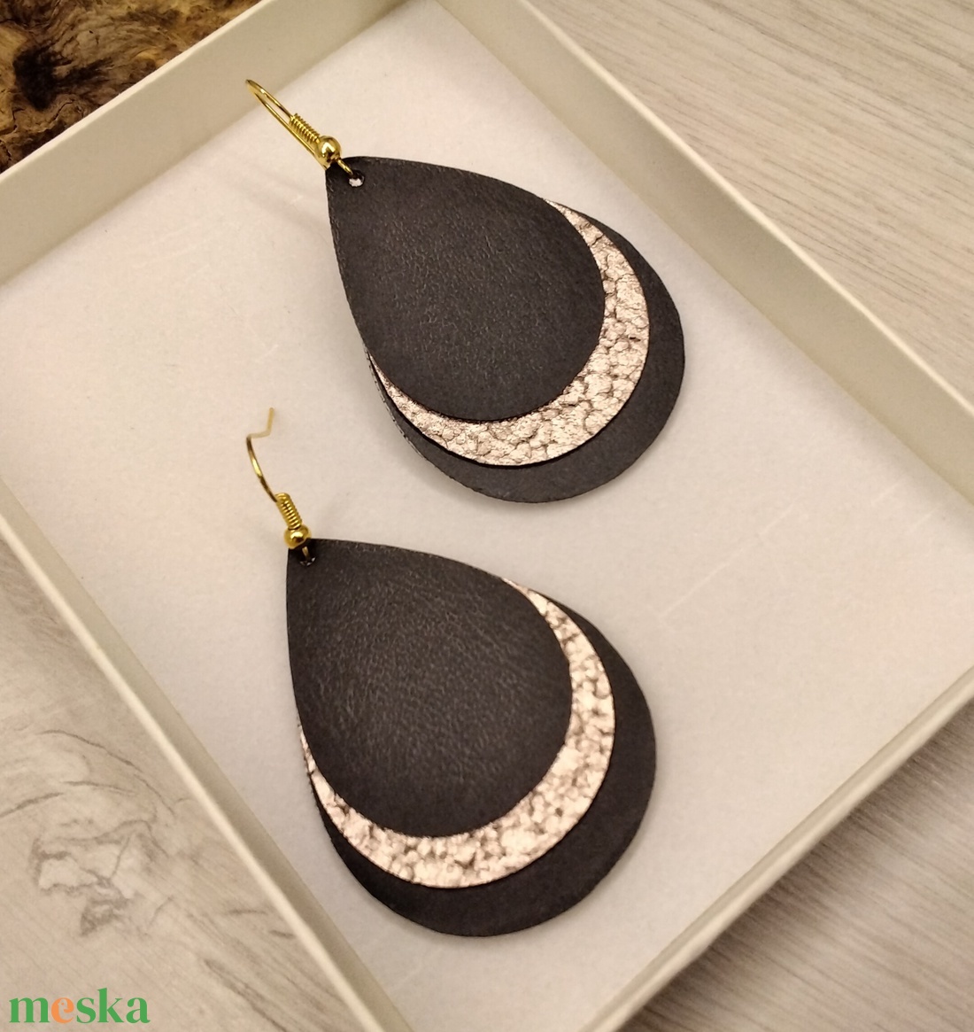 Fekete, bronz fülbevaló, 5 cm - ékszer - fülbevaló - lógó csepp fülbevaló - Meska.hu Fekete, bronz fülbevaló, 5 cm - ékszer - fülbevaló - lógó csepp fülbevaló - Meska.hu