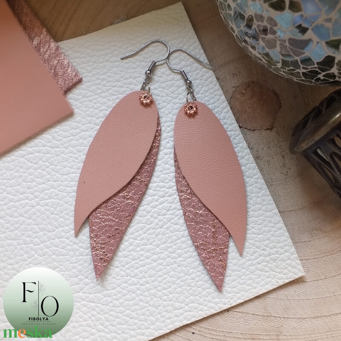 Bőr fülbevaló, 7 cm - ékszer - fülbevaló - lógó fülbevaló - Meska.hu Bőr fülbevaló, 7 cm - ékszer - fülbevaló - lógó fülbevaló - Meska.hu