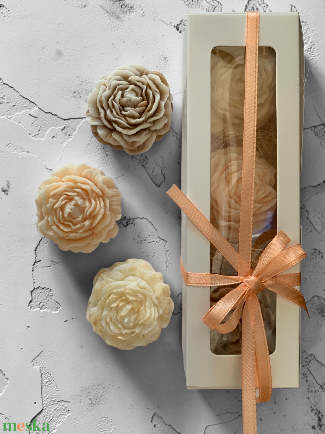 Nőnapi köszöntő ajándék díszdobozban  - otthon & életmód - gyertya, illat, aroma - gyertya - Meska.hu