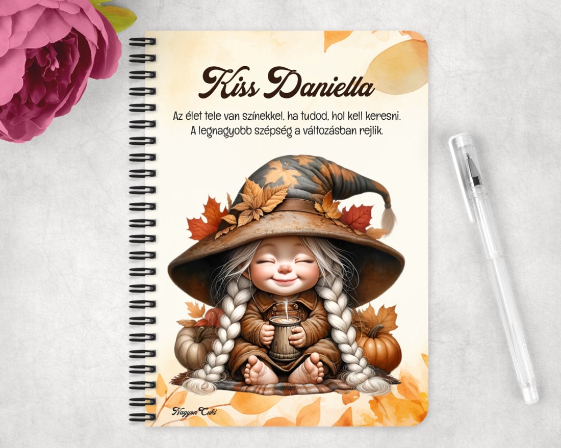 Személyre szabható - Kávézós őszi manó lány mintás A6-os füzet - otthon & életmód - papír, írószer - jegyzetfüzet & napló - Meska.hu
