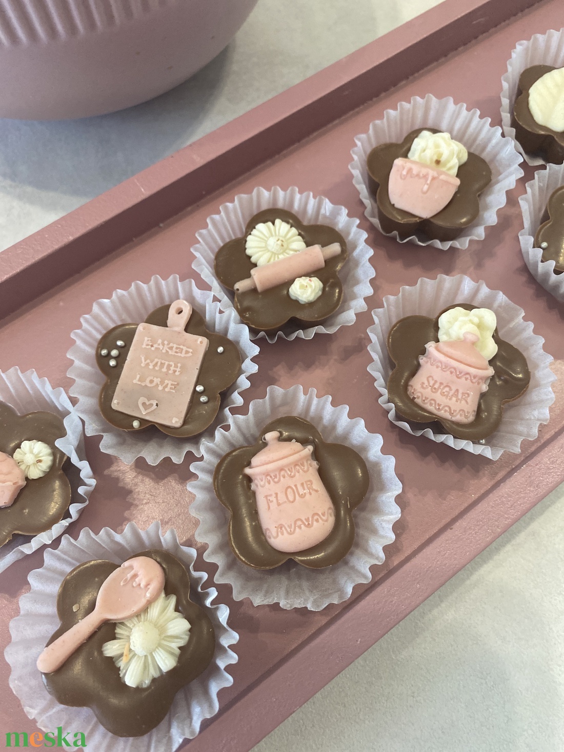 Csokoládé bonbon a főzés szerelmeseinek - élelmiszer - édesség - Meska.hu Csokoládé bonbon a főzés szerelmeseinek - élelmiszer - édesség - Meska.hu