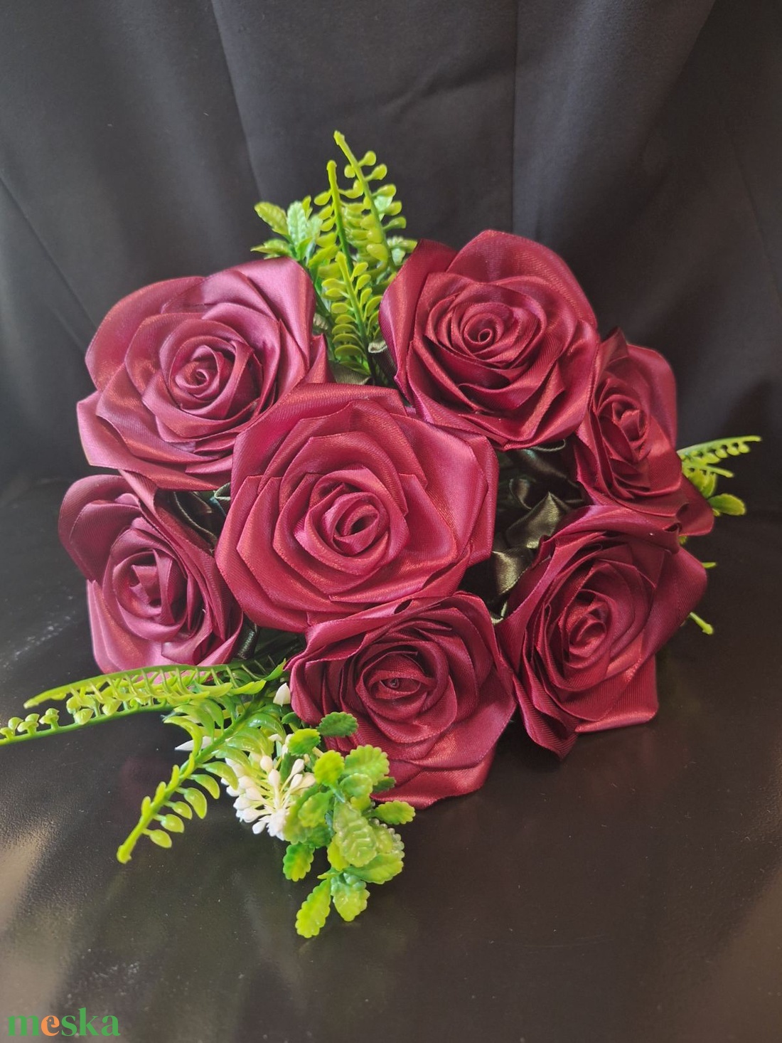 Kézzel készült szatén örökrózsa csokor Wine Red (7 szál, 32 cm) - otthon & életmód - dekoráció - virágdísz és tartó - csokor & virágdísz - Meska.hu Kézzel készült szatén örökrózsa csokor Wine Red (7 szál, 32 cm) - otthon & életmód - dekoráció - virágdísz és tartó - csokor & virágdísz - Meska.hu
