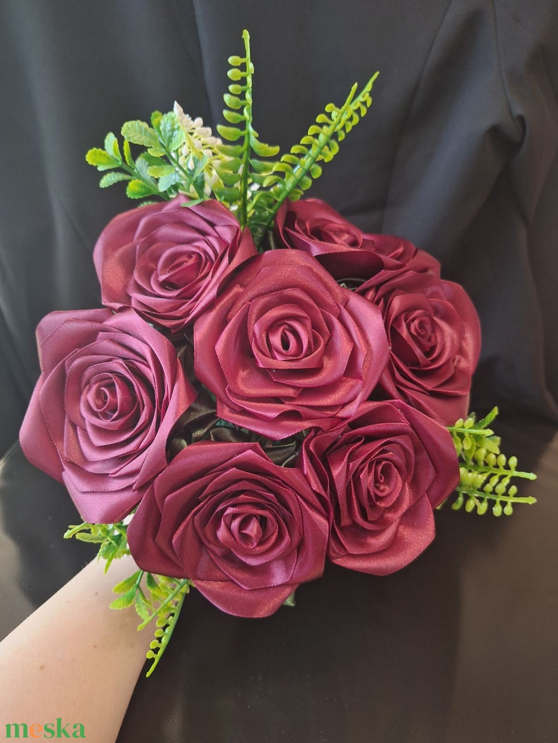 Kézzel készült szatén örökrózsa csokor Wine Red (7 szál, 32 cm) - otthon & életmód - dekoráció - virágdísz és tartó - csokor & virágdísz - Meska.hu Kézzel készült szatén örökrózsa csokor Wine Red (7 szál, 32 cm) - otthon & életmód - dekoráció - virágdísz és tartó - csokor & virágdísz - Meska.hu