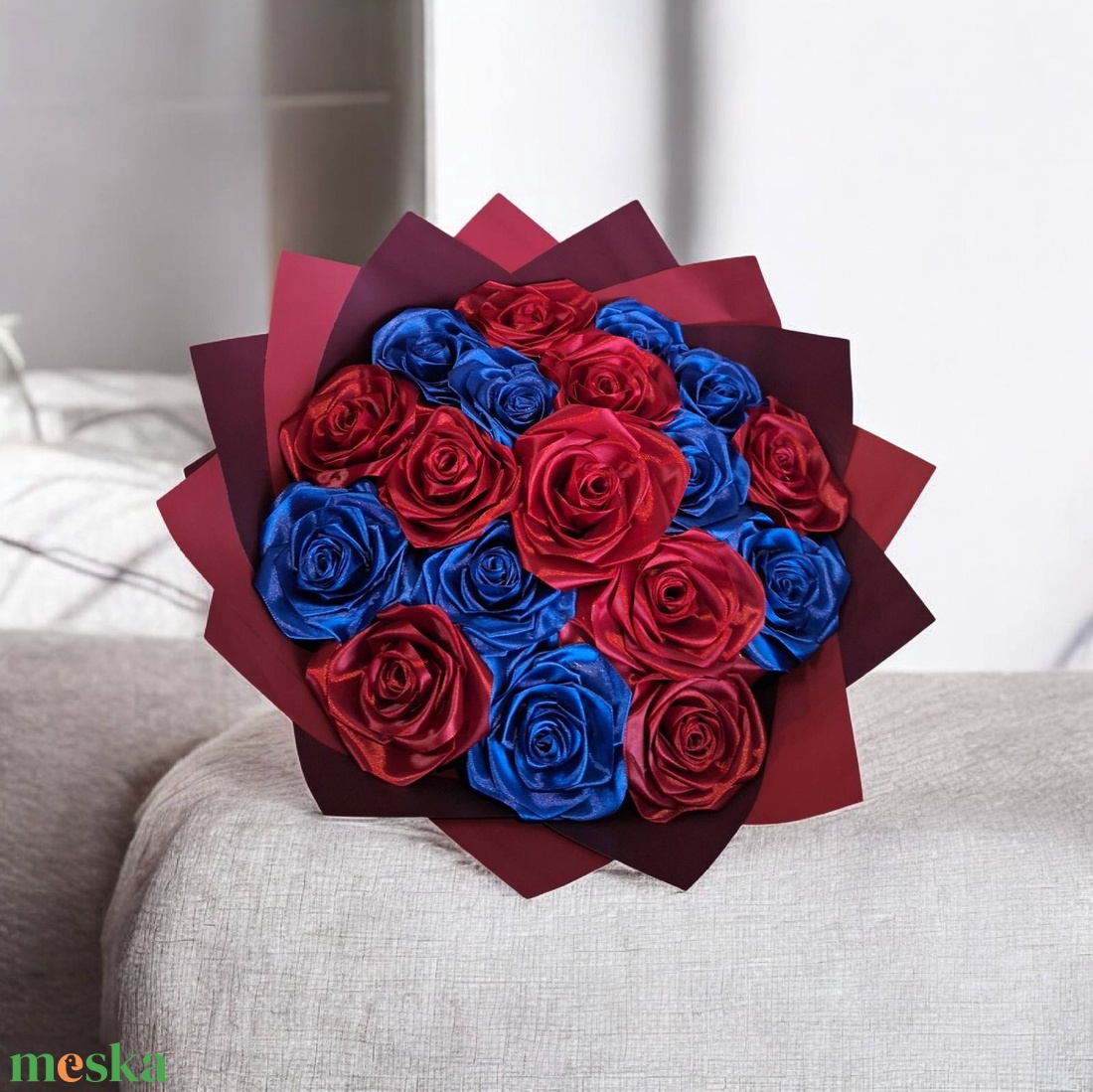 Barcelonás örök rózsa csokor - Tökéletes ajándék, ha a futball több mint hobbi - otthon & életmód - virágdekoráció - virágok - virágcsokor - Meska.hu