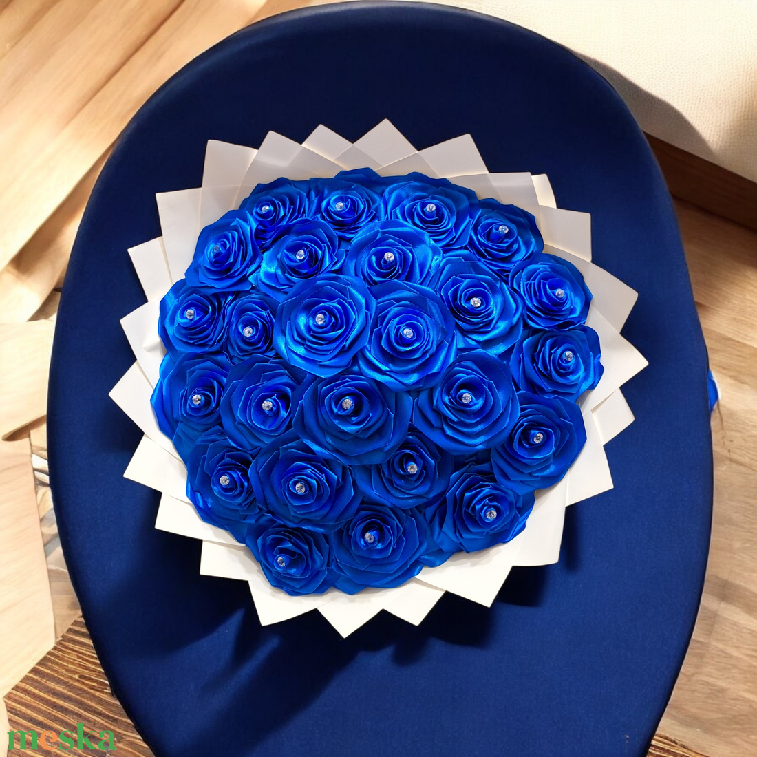 Királykék szatén örökrózsacsokor � 25 szálas kézzel készült, időtálló ajándék - otthon & életmód - virágdekoráció - virágok - virágcsokor - Meska.hu