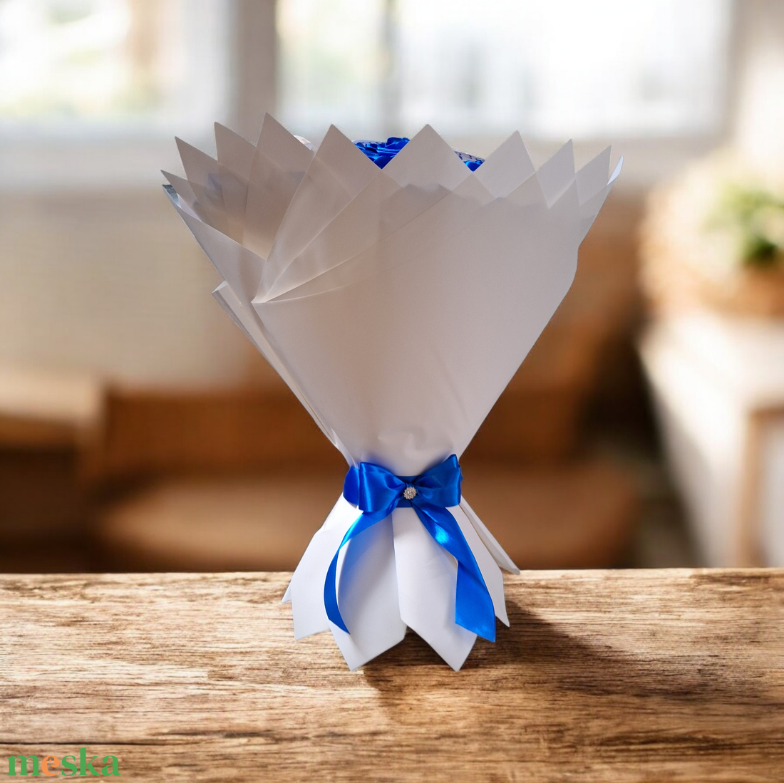 Személyre szabható királykék örökrózsacsokor � felirattal - otthon & életmód - virágdekoráció - virágok - virágcsokor - Meska.hu