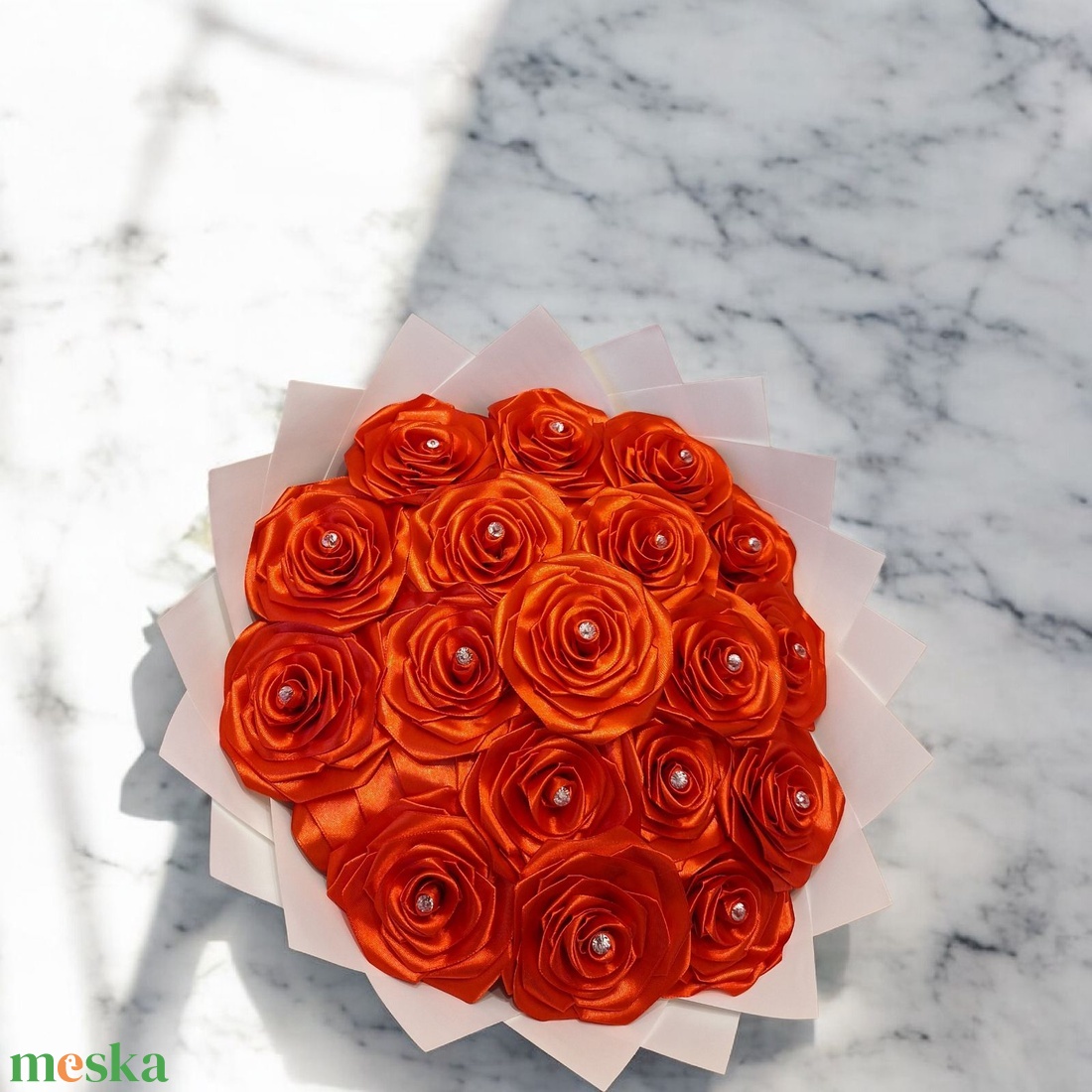 18 szálas piros örökrózsa csokor � kézzel készült ajándék - otthon & életmód - virágdekoráció - virágok - virágcsokor - Meska.hu