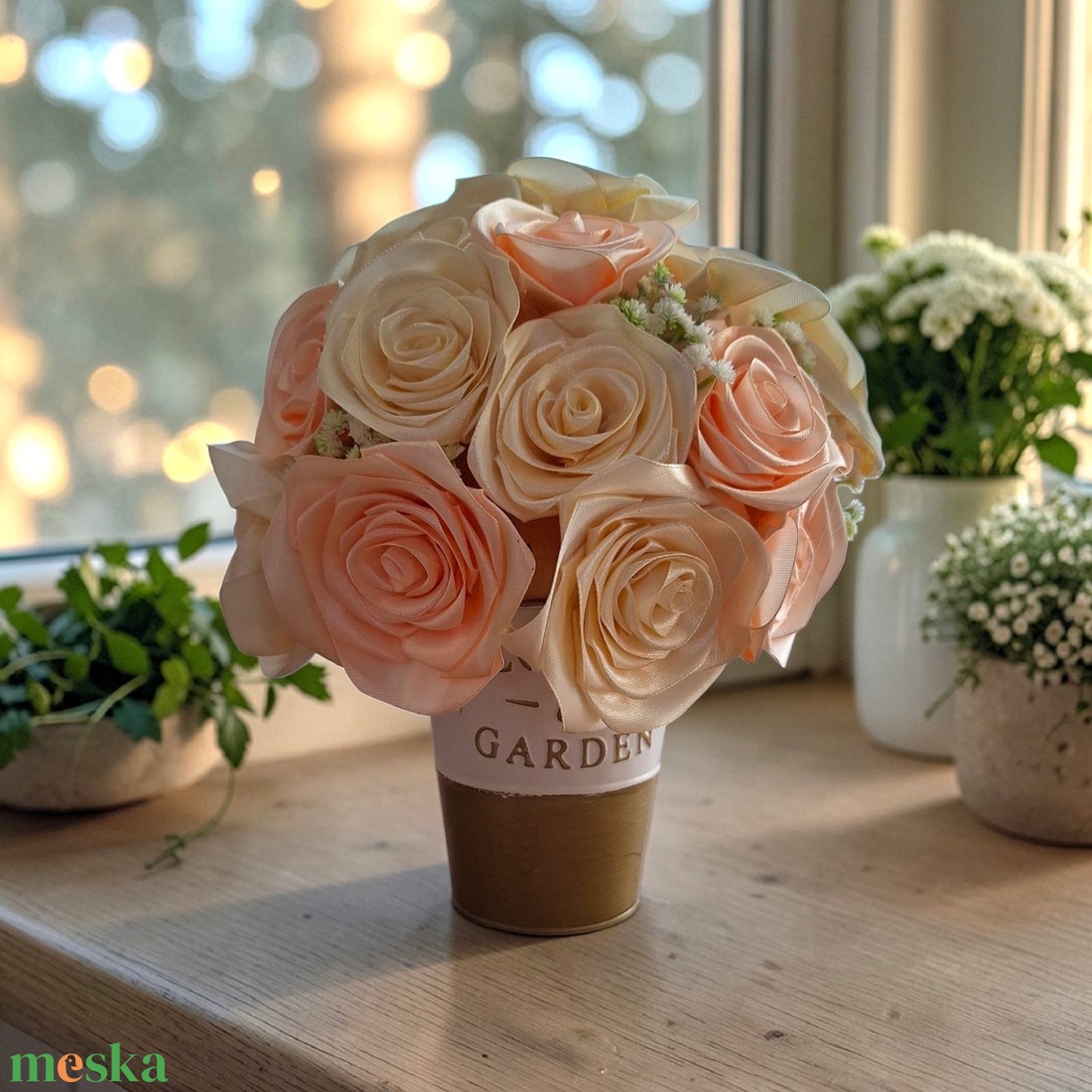 27 szálas rózsa asztaldísz � barack és krém rózsabox  - otthon & életmód - virágdekoráció - virágdíszek - asztali virágdísz - Meska.hu