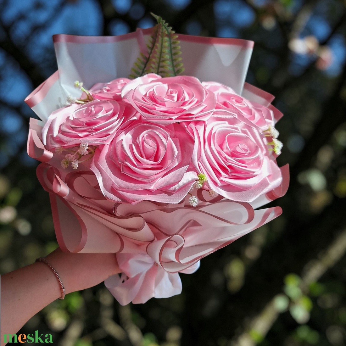 7 szálas rózsaszín szatén rózsacsokor � romantikus ajándék - otthon & életmód - virágdekoráció - virágok - virágcsokor - Meska.hu