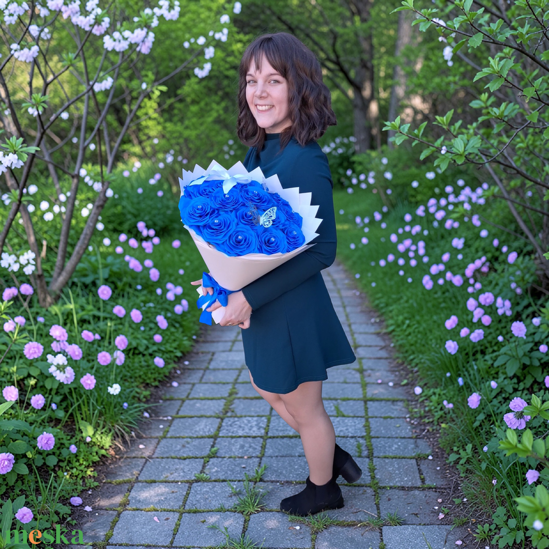 Királykék 18 szálas örökrózsa csokor � ajándék születésnapra, évfordulóra - otthon & életmód - virágdekoráció - virágok - virágcsokor - Meska.hu