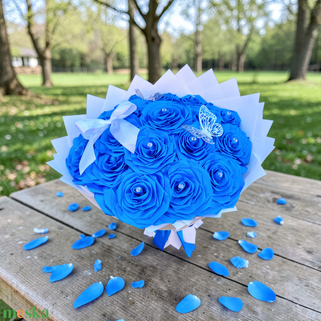 Királykék 18 szálas örökrózsa csokor � ajándék születésnapra, évfordulóra - otthon & életmód - virágdekoráció - virágok - virágcsokor - Meska.hu