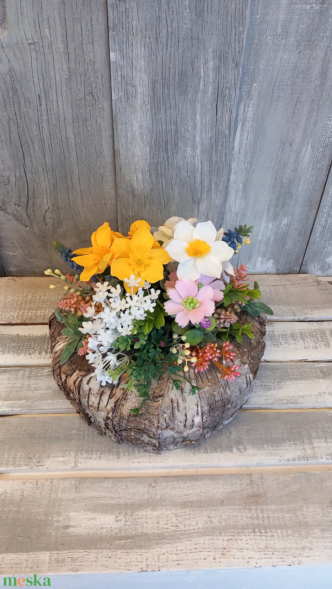 Tavasz Nyírfakéregben  - Tavaszi Asztaldísz/Virágos Asztaldísz/Virágajándék - otthon & életmód - virágdekoráció - virágdíszek - virágdísz kaspóban - Meska.hu