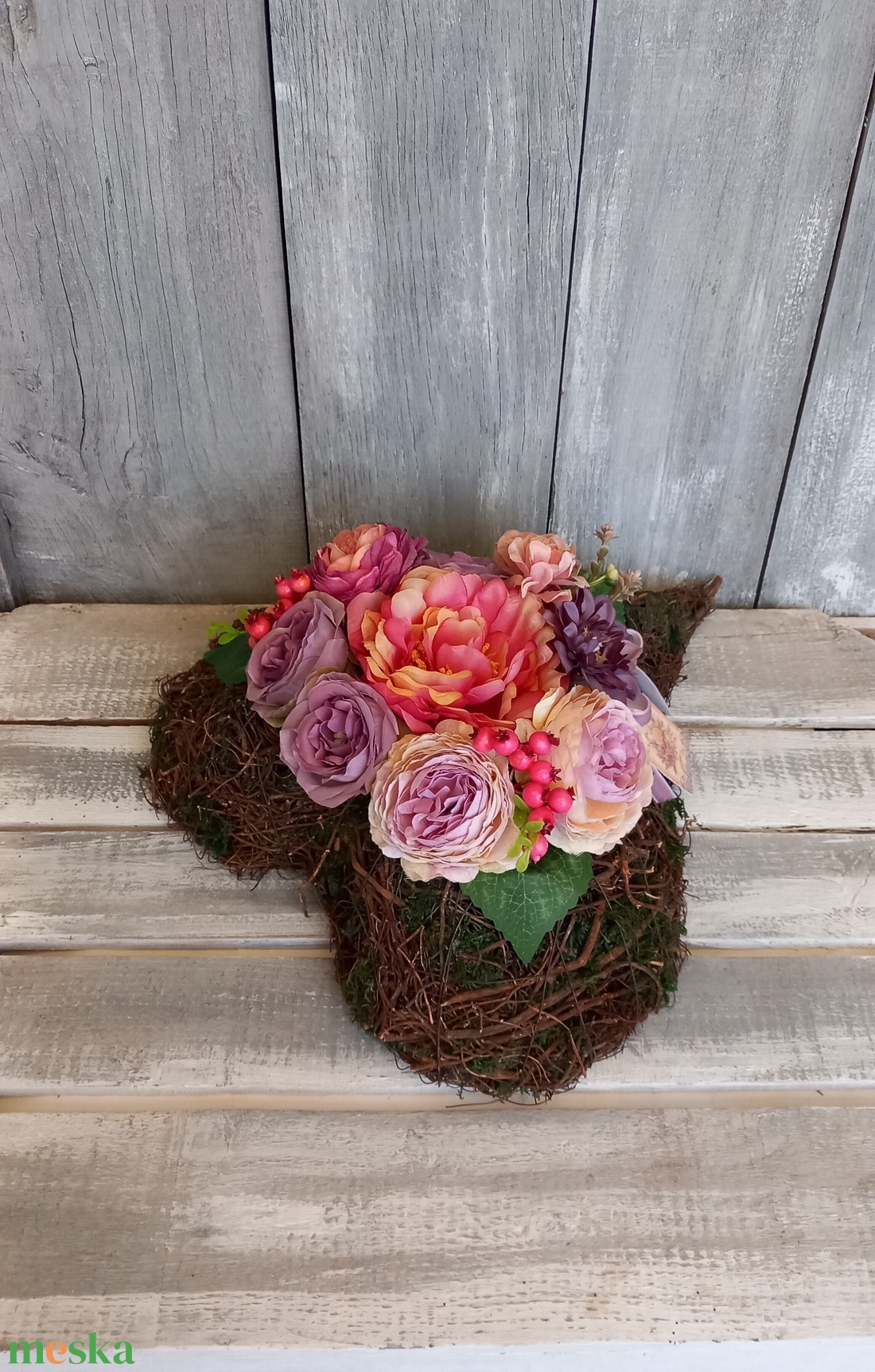 VesszőSzív Virágai - Virágos Asztaldísz/Rózsás Asztaldísz/ Virágdísz/Virágdekoráció - otthon & életmód - virágdekoráció - virágdíszek - asztali virágdísz - Meska.hu