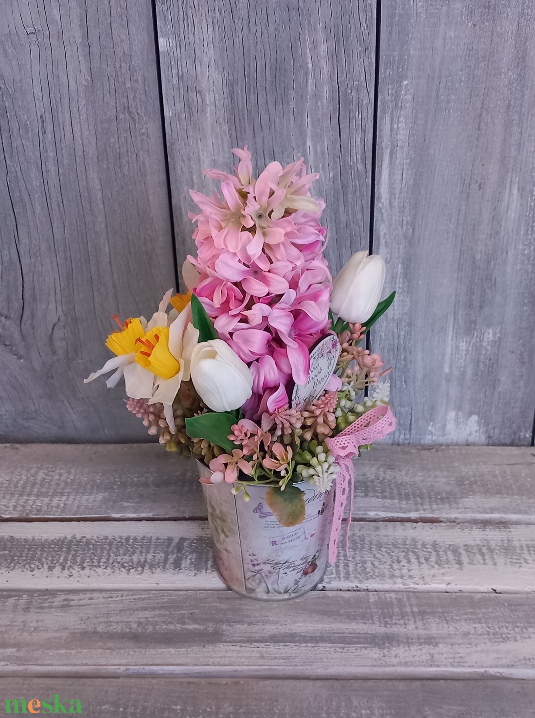 Boldog Virágok - Anyák-napi Asztaldísz/Tavaszi Asztaldísz/Virágos Asztaldísz/Köszöntő Asztaldísz - otthon & életmód - virágdekoráció - virágdíszek - virágdísz kaspóban - Meska.hu