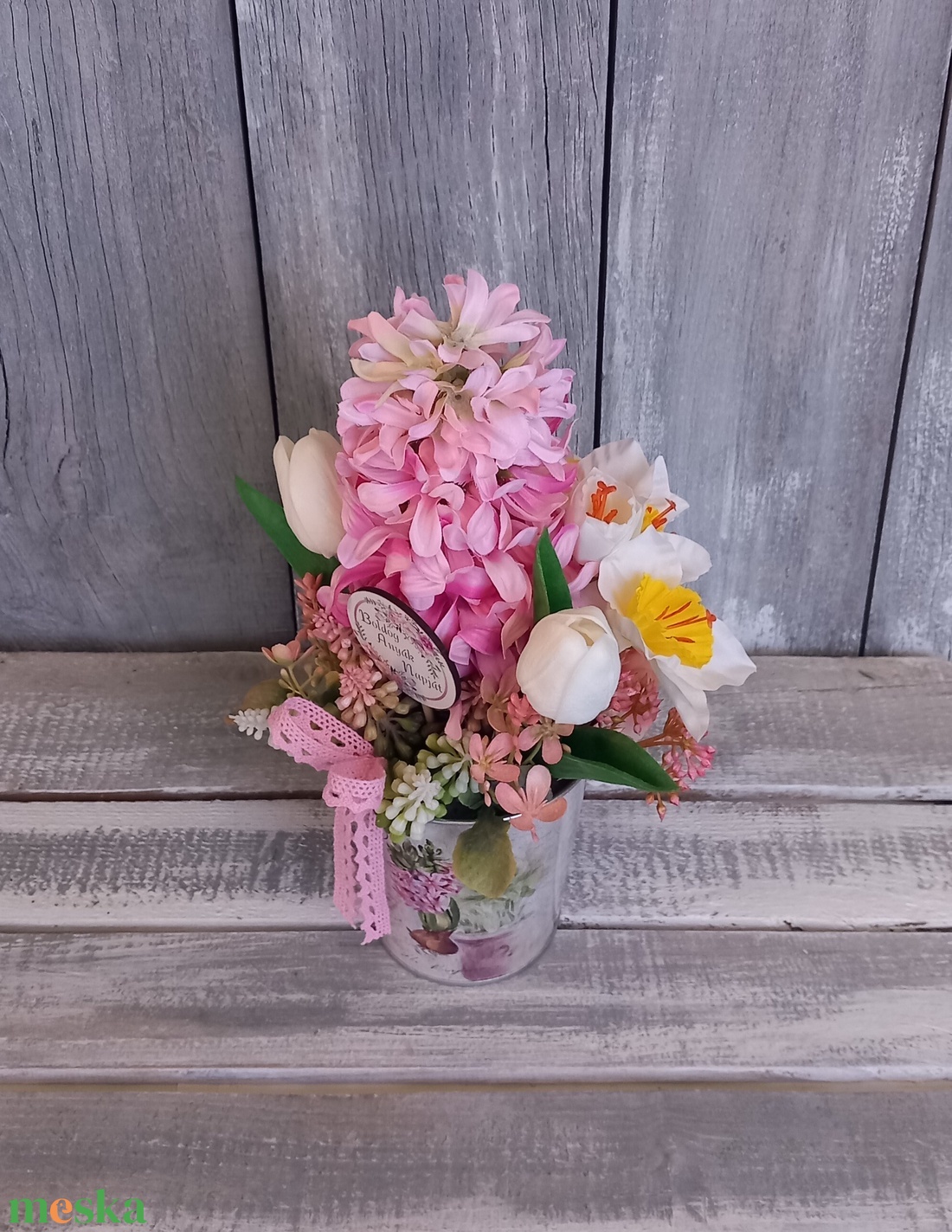 Boldog Virágok - Anyák-napi Asztaldísz/Tavaszi Asztaldísz/Virágos Asztaldísz/Köszöntő Asztaldísz - otthon & életmód - virágdekoráció - virágdíszek - virágdísz kaspóban - Meska.hu