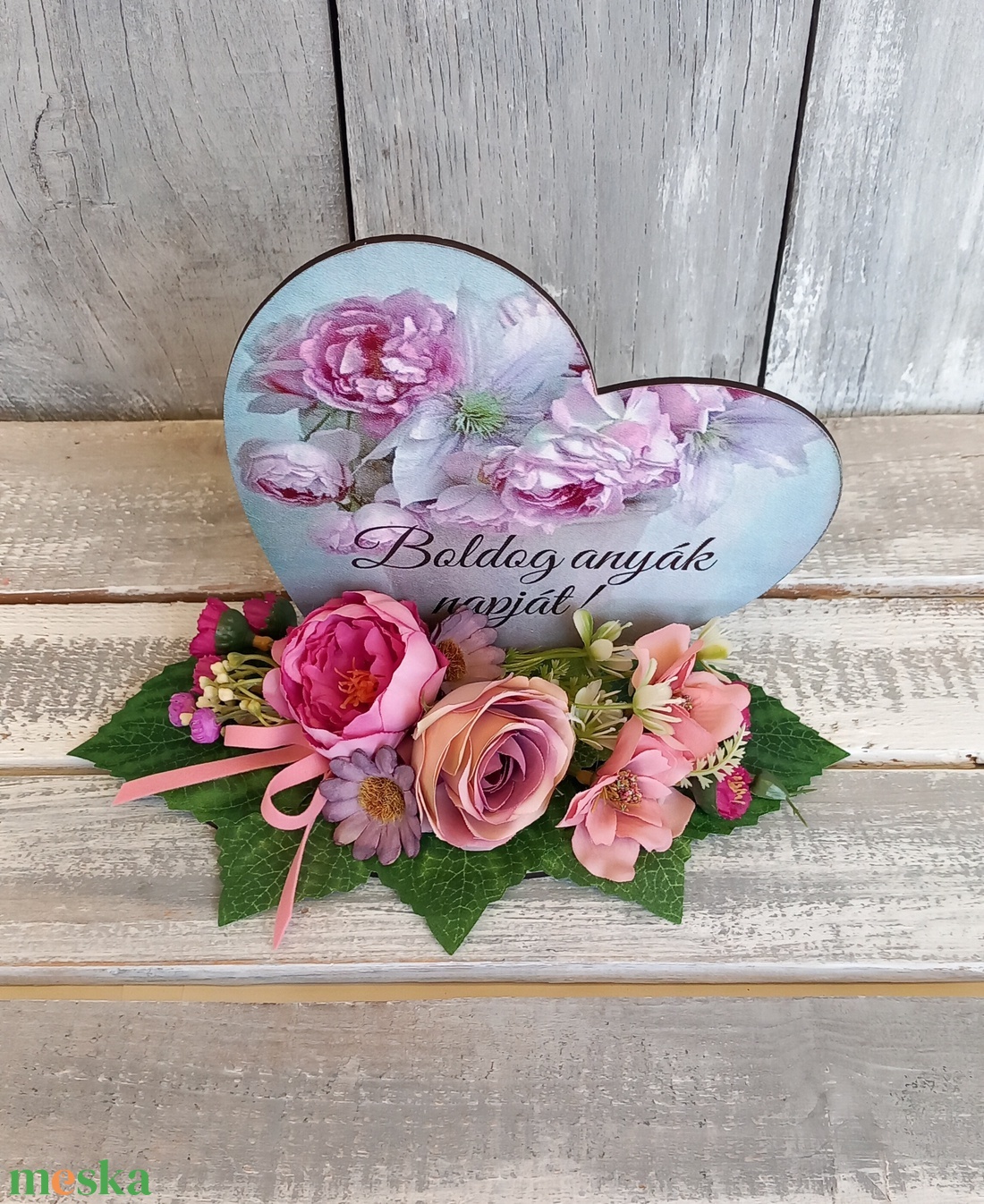 VirágKöszöntő- Anyák-napi Asztaldísz/Tavaszi Asztaldísz/Virágos Asztaldísz/Köszöntő Asztaldísz/Virágdekoráció - otthon & életmód - virágdekoráció - virágdíszek - asztali virágdísz - Meska.hu