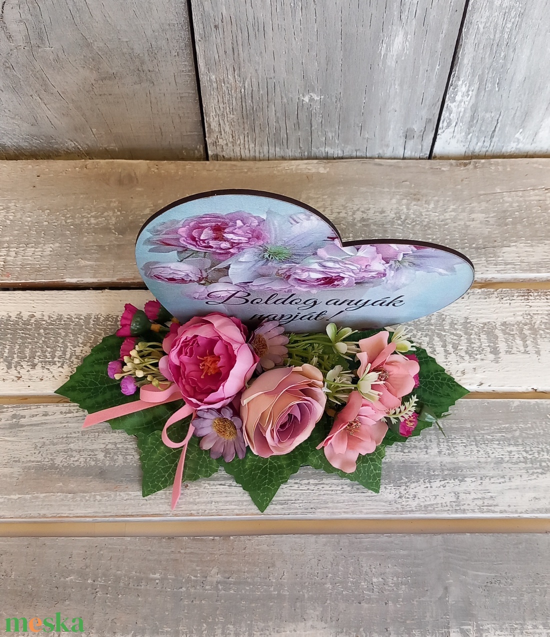 VirágKöszöntő- Anyák-napi Asztaldísz/Tavaszi Asztaldísz/Virágos Asztaldísz/Köszöntő Asztaldísz/Virágdekoráció - otthon & életmód - virágdekoráció - virágdíszek - asztali virágdísz - Meska.hu