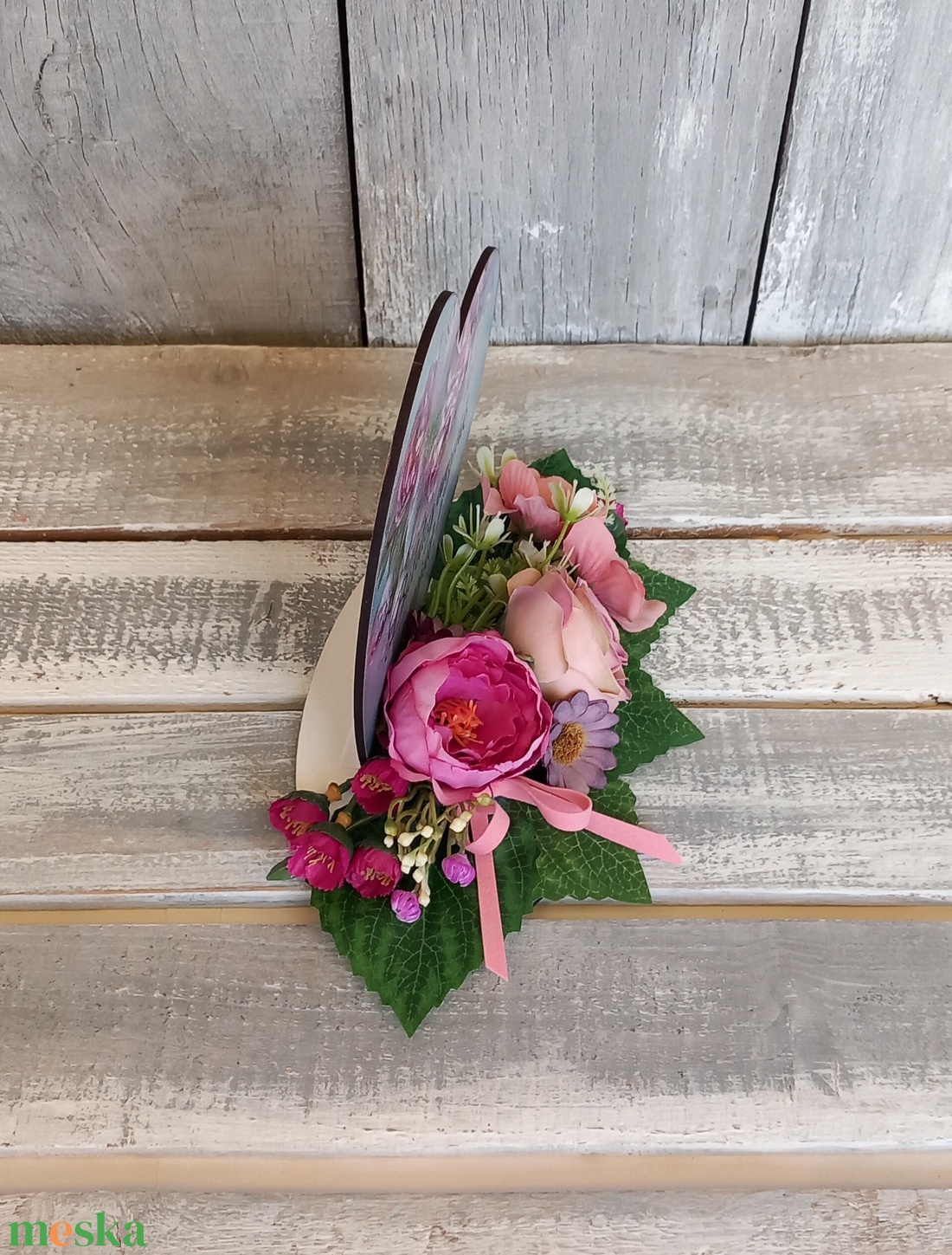 VirágKöszöntő- Anyák-napi Asztaldísz/Tavaszi Asztaldísz/Virágos Asztaldísz/Köszöntő Asztaldísz/Virágdekoráció - otthon & életmód - virágdekoráció - virágdíszek - asztali virágdísz - Meska.hu