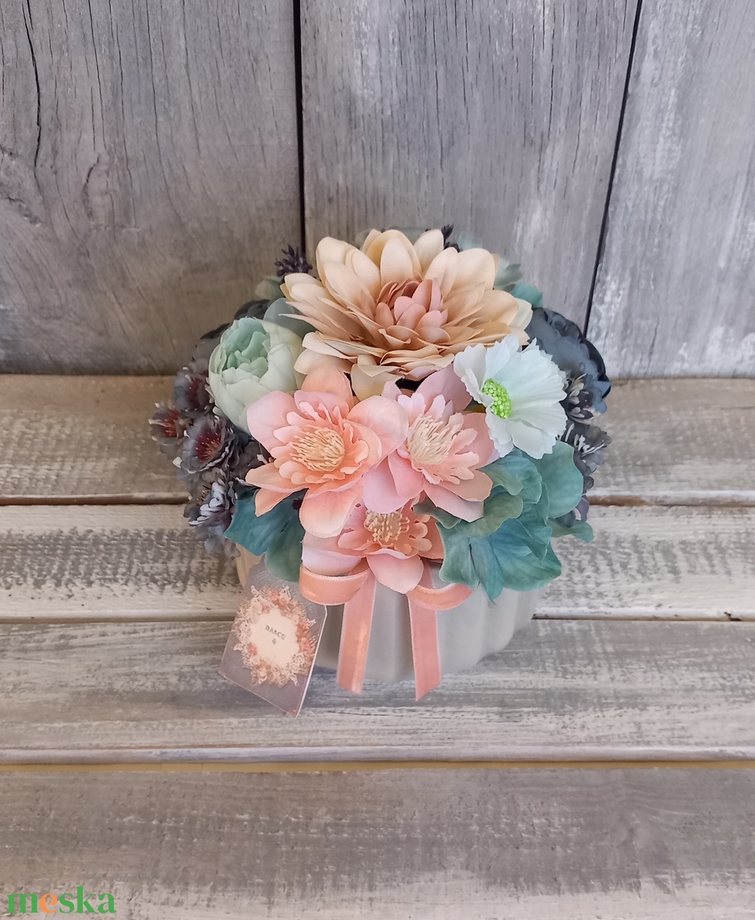 Vintage Kékség - Anyák-napi Asztaldísz/Tavaszi Asztaldísz/Virágos Asztaldísz/Köszöntő Asztaldísz - otthon & életmód - virágdekoráció - virágdíszek - virágdísz kaspóban - Meska.hu