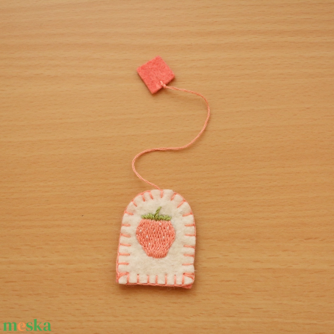 Hímzés Elvitelre: Epres Teafilter Kit - diy (csináld magad) - egységcsomag - Meska.hu