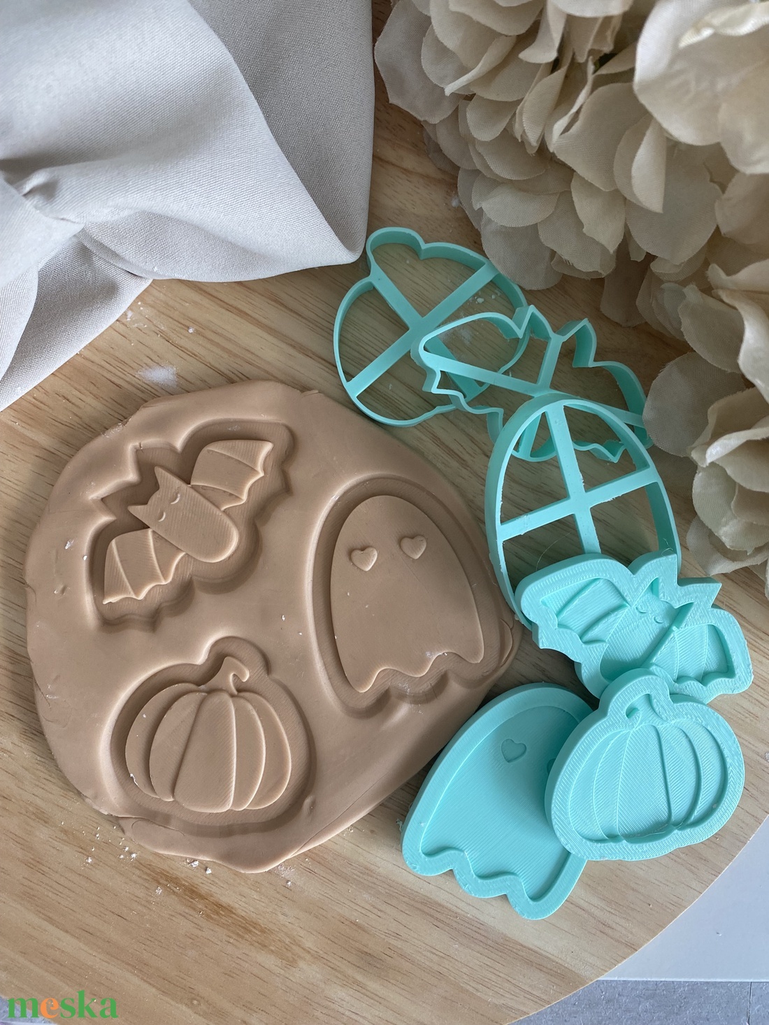 3D fondant forma és kiszúró - Halloween - 3 darabos szett - otthon & életmód - konyhafelszerelés, tálalás - sütés, főzés - sütikiszúró - Meska.hu 3D fondant forma és kiszúró - Halloween - 3 darabos szett - otthon & életmód - konyhafelszerelés, tálalás - sütés, főzés - sütikiszúró - Meska.hu
