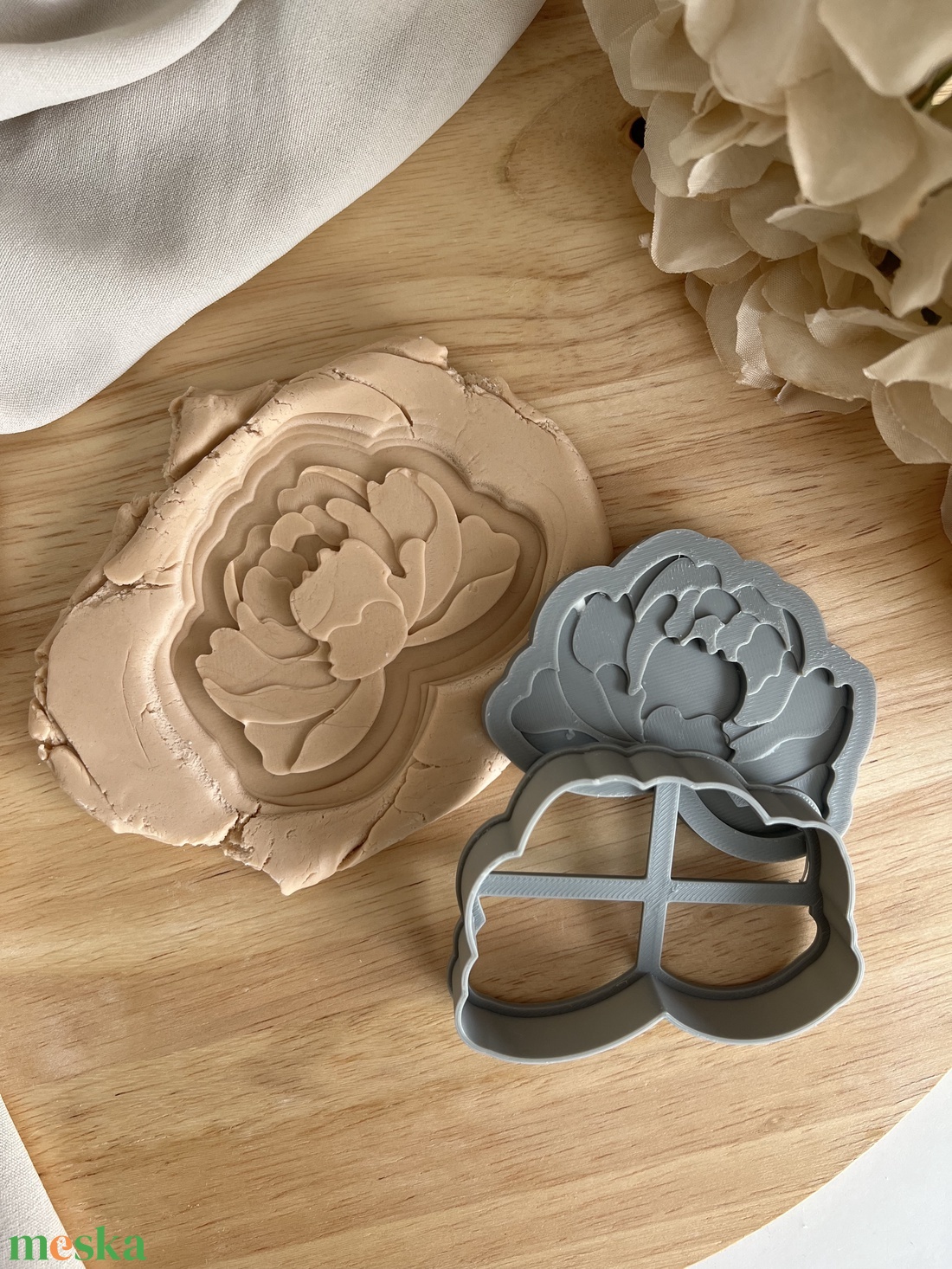 3D fondant forma és kiszúró - Virág - otthon & életmód - konyhafelszerelés, tálalás - sütés, főzés - sütikiszúró - Meska.hu 3D fondant forma és kiszúró - Virág - otthon & életmód - konyhafelszerelés, tálalás - sütés, főzés - sütikiszúró - Meska.hu