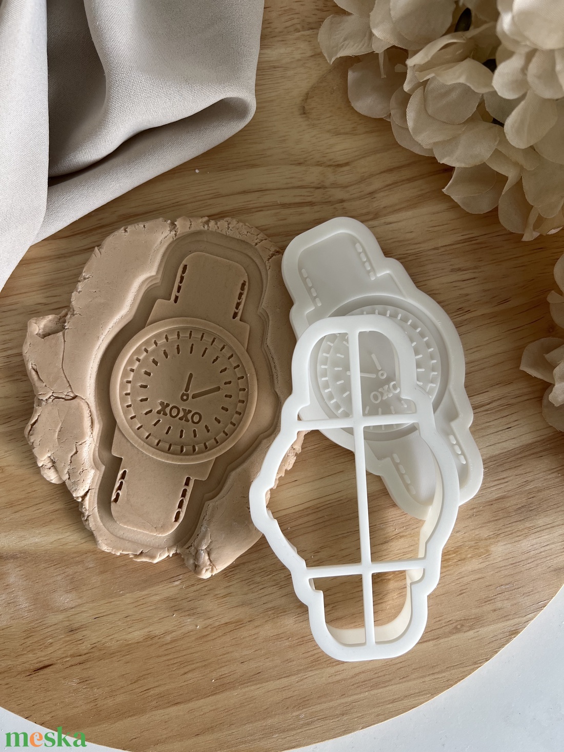 3D fondant forma és kiszúró - Óra - otthon & életmód - konyhafelszerelés, tálalás - sütés, főzés - sütikiszúró - Meska.hu