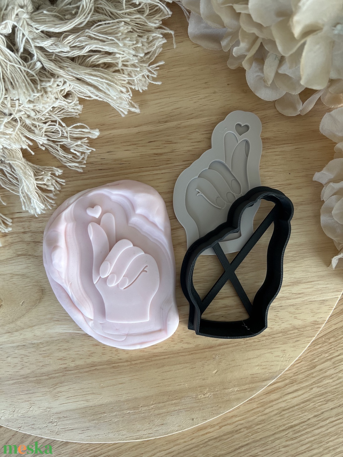 3D fondant forma és sütikiszúró - Valentin nap kéz - otthon & életmód - konyhafelszerelés, tálalás - sütés, főzés - sütikiszúró - Meska.hu 3D fondant forma és sütikiszúró - Valentin nap kéz - otthon & életmód - konyhafelszerelés, tálalás - sütés, főzés - sütikiszúró - Meska.hu