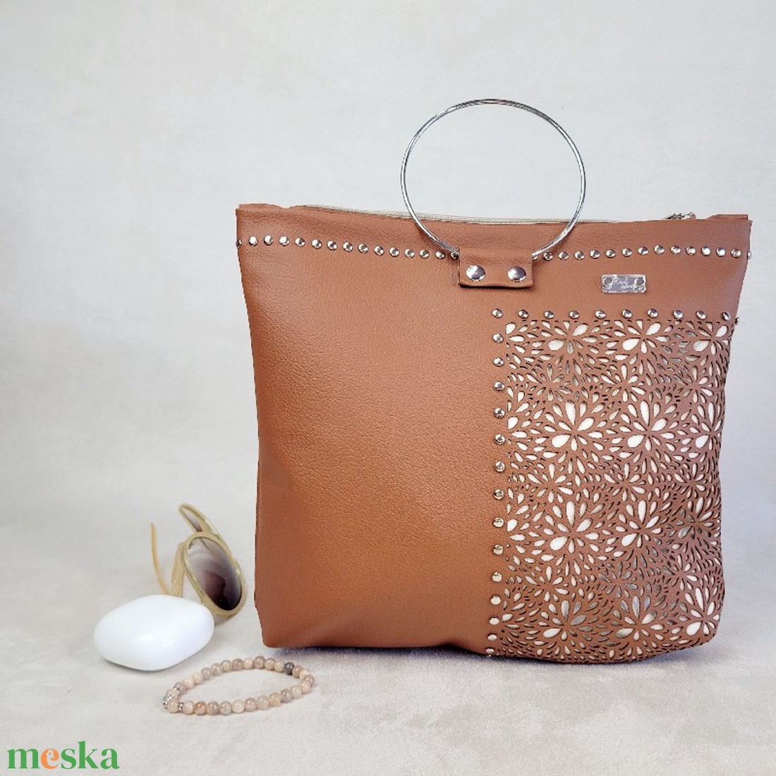 Floralbag női táska - Moxie Bloom Camel - esküvő - kiegészítők - táska - Meska.hu Floralbag női táska - Moxie Bloom Camel - esküvő - kiegészítők - táska - Meska.hu