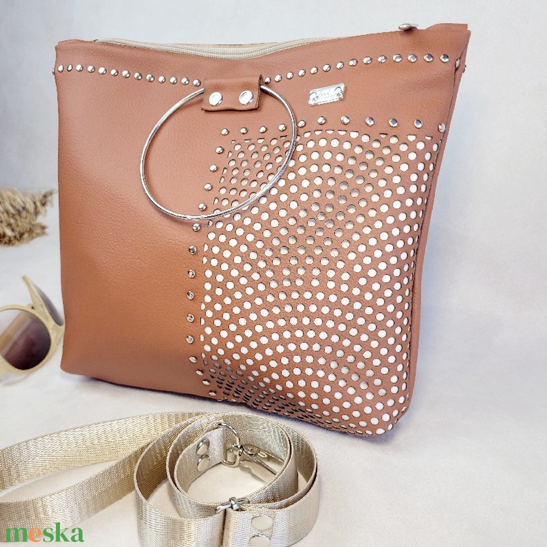 Floralbag Moxie Dot - camel - esküvő - kiegészítők - táska - Meska.hu Floralbag Moxie Dot - camel - esküvő - kiegészítők - táska - Meska.hu