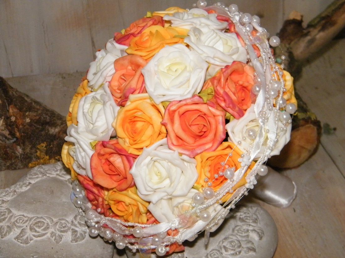 Romantikus kerek menyasszonyi csokor -  - Meska.hu