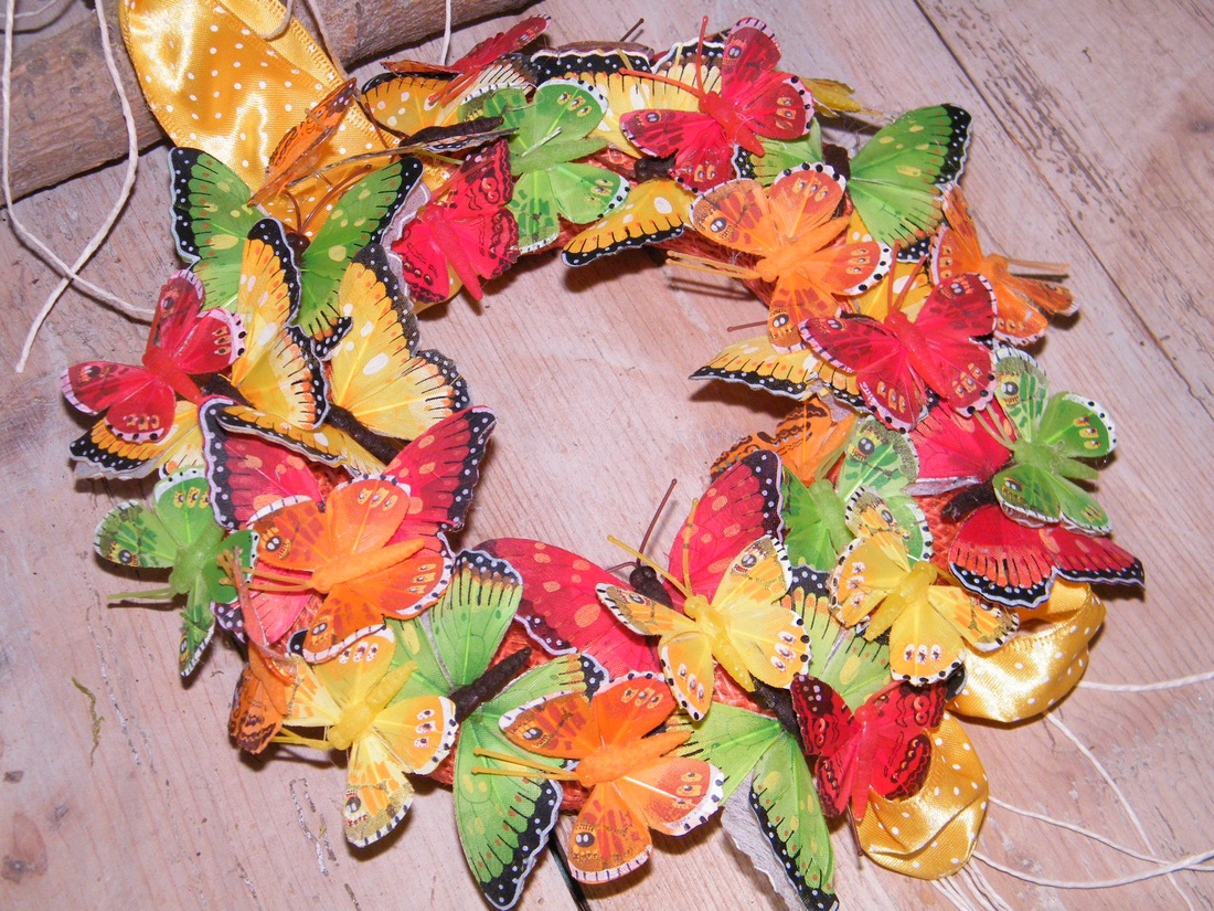 Pillangótánc kopogtató -  - Meska.hu